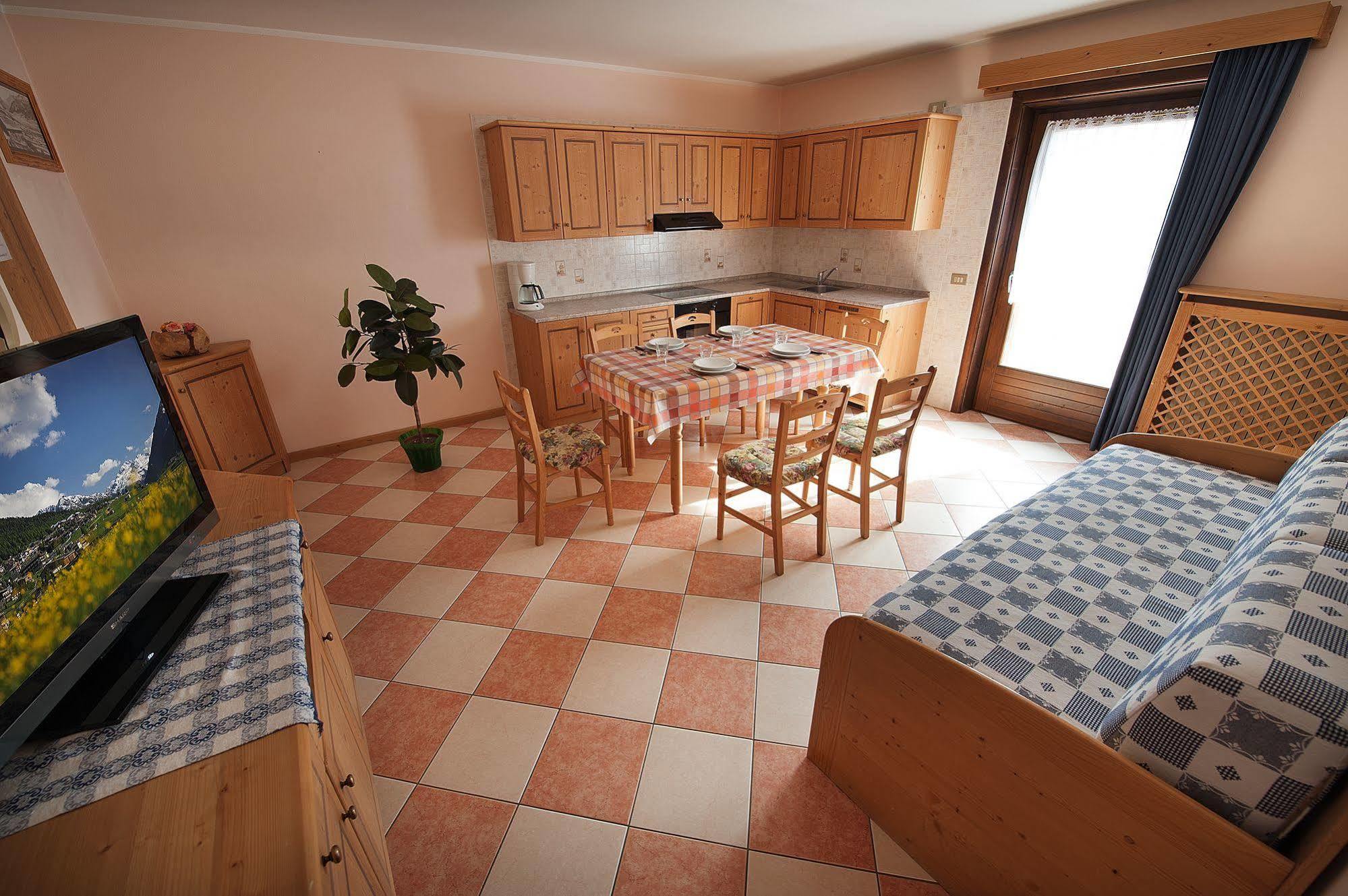 Baita Carosello Apt 4 By Livigno Accomodation Luaran gambar